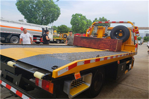 慈溪附近拖车电话号码服务